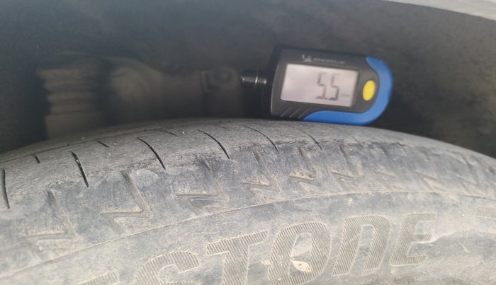 2007 BMW 3 Series 320I, Petrol, Automatic, 35,880 km, tyre