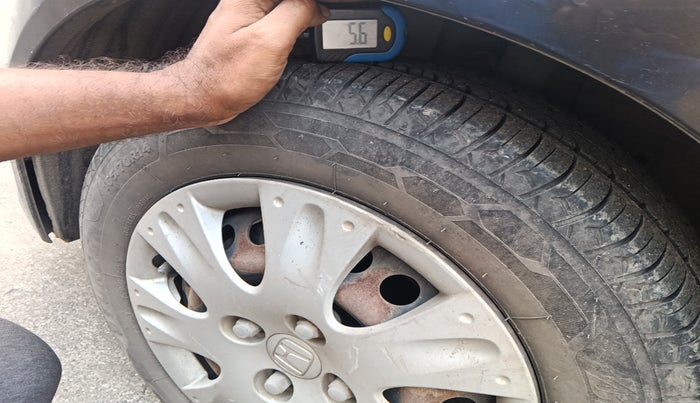 2015 Honda Amaze 1.2L I-VTEC S, Petrol, Manual, 98,183 km, tyre