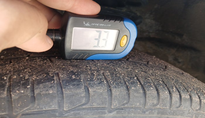 2015 Maruti Ertiga VDI, Diesel, Manual, 75,279 km, tyre