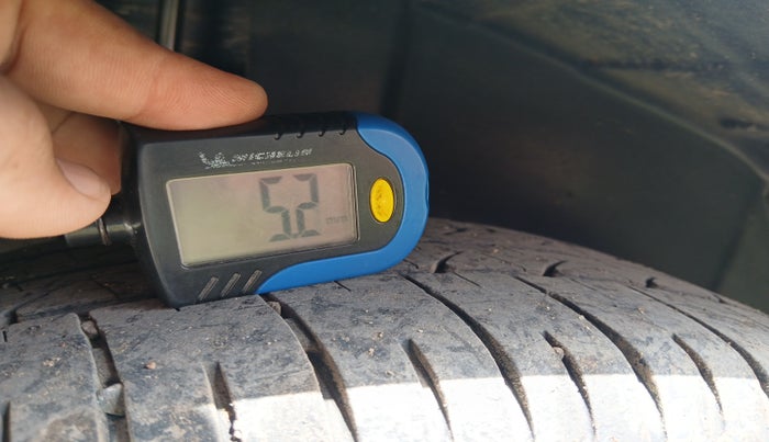 2015 Maruti Ertiga VDI, Diesel, Manual, 75,279 km, tyre