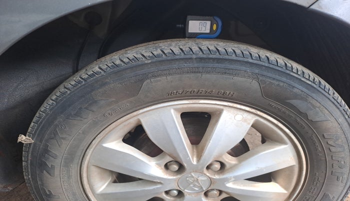 2013 Hyundai i20 SPORTZ 1.2, Petrol, Manual, 81,371 km, tyre