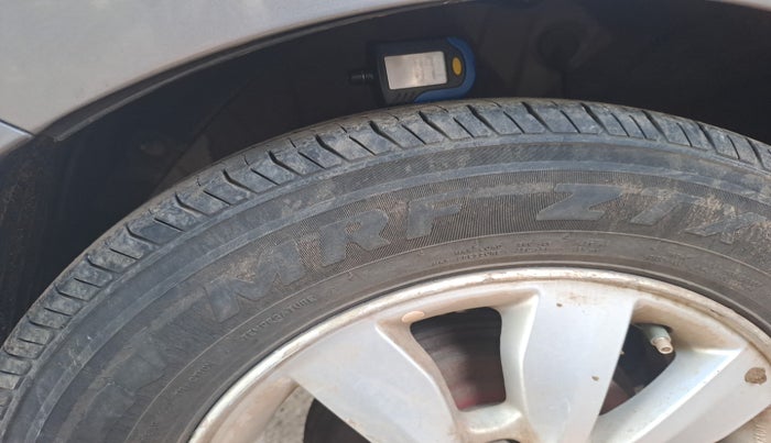 2013 Hyundai i20 SPORTZ 1.2, Petrol, Manual, 81,371 km, tyre