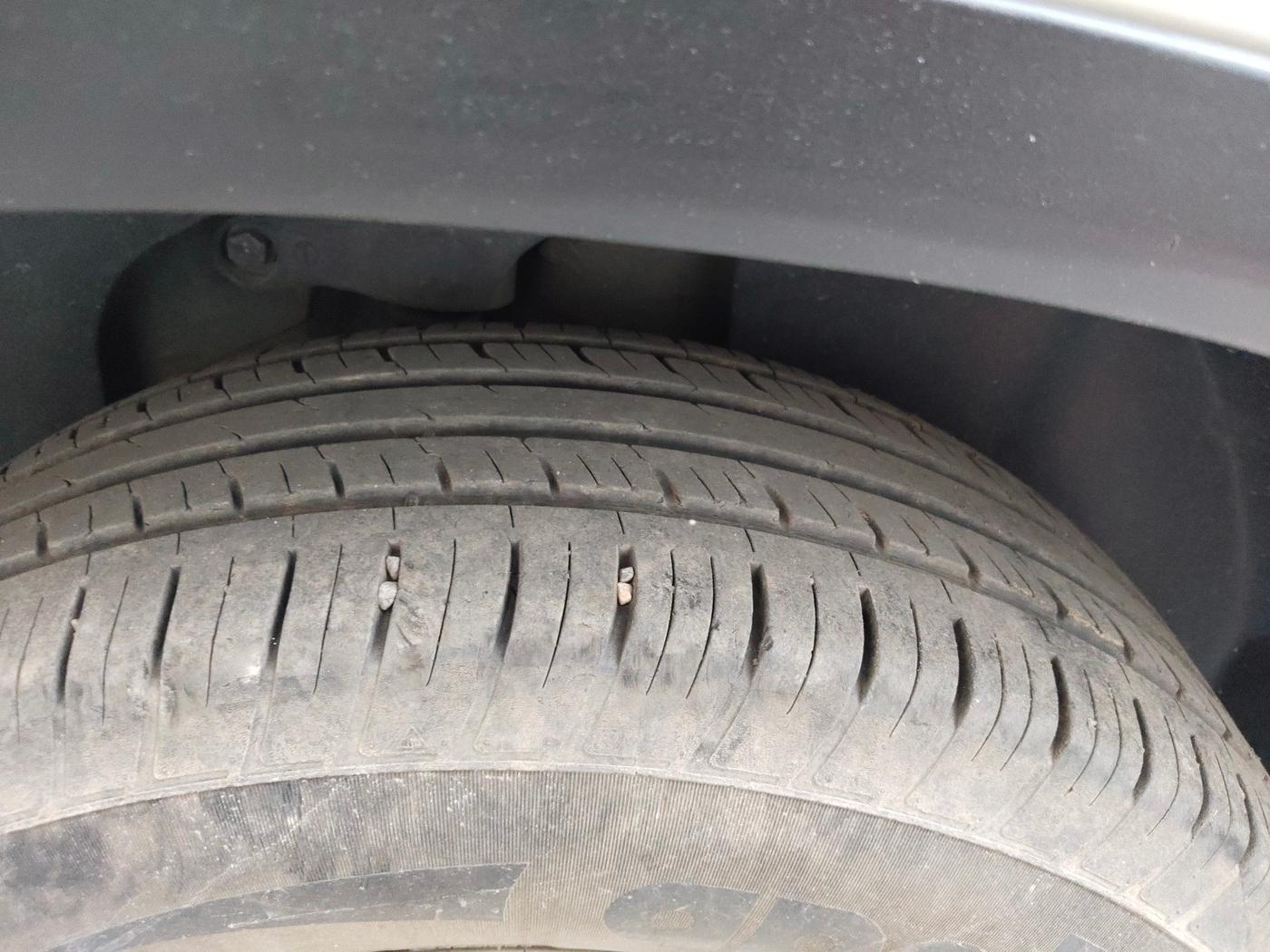 2021 Tata Safari XT PLUS, Diesel, Manual, 52,779 km, tyre
