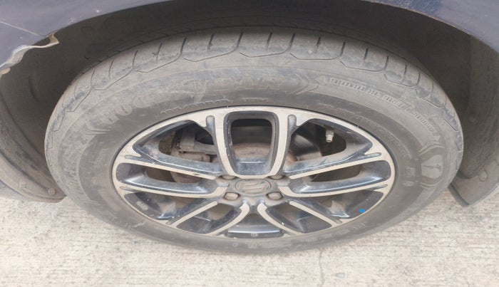2018 Maruti Swift ZDI PLUS, Diesel, Manual, 94,979 km, tyre