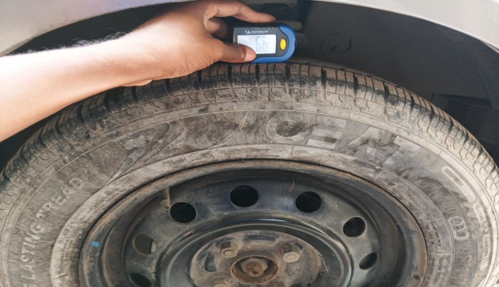 2010 Maruti Ritz VXI, Petrol, Manual, 20,201 km, tyre