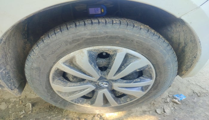 2019 Tata Tiago XT PETROL, Petrol, Manual, 69,602 km, tyre