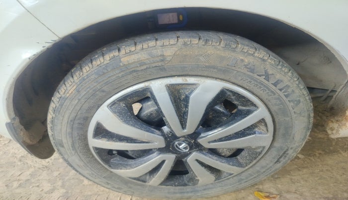 2019 Tata Tiago XT PETROL, Petrol, Manual, 69,602 km, tyre