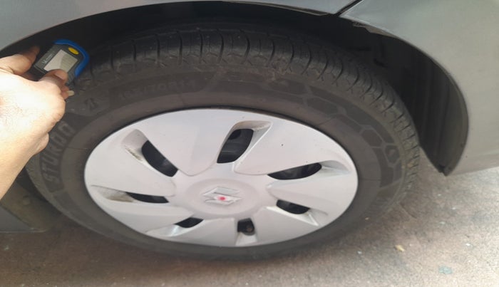 2015 Maruti Celerio ZXI AMT, Petrol, Automatic, 66,238 km, tyre
