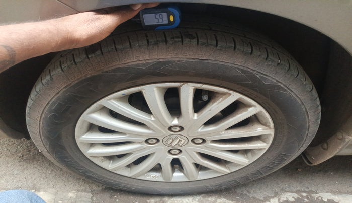 2018 Maruti Dzire ZXI AMT, Petrol, Automatic, 57,799 km, tyre