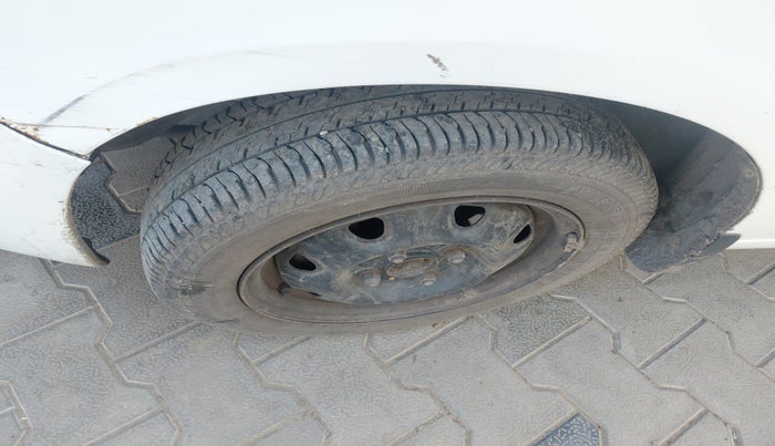 2010 Maruti Alto K10 VXI, Petrol, Manual, 75,684 km, tyre