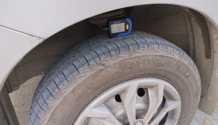 2018 Maruti Wagon R 1.0 LXI CNG, CNG, Manual, 72,000 km, tyre