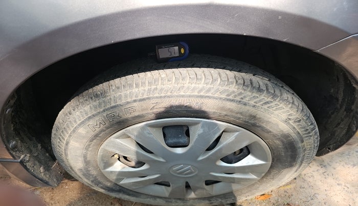 2013 Maruti Swift Dzire VXI, Petrol, Manual, 25,528 km, tyre