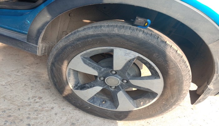2018 Tata NEXON XZA PLUS PETROL, Petrol, Automatic, 76,627 km, tyre