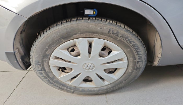 2014 Maruti Swift Dzire VXI, Petrol, Manual, 66,176 km, tyre