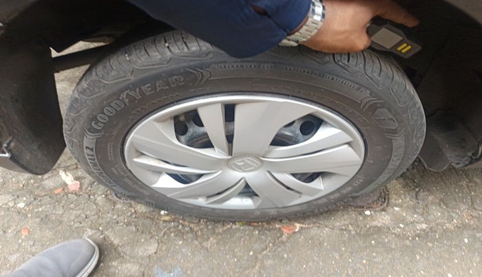 2019 Honda Amaze 1.2L I-VTEC S, Petrol, Manual, 86,385 km, tyre