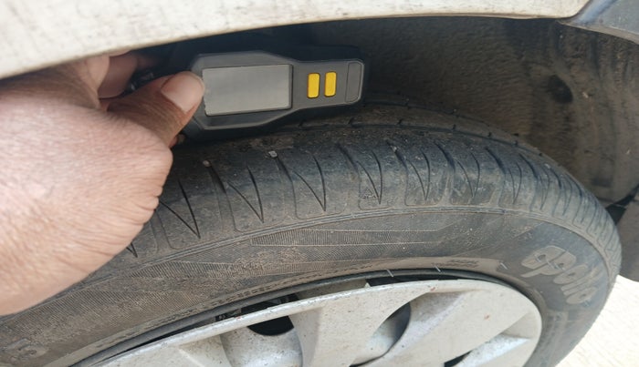 2017 Maruti IGNIS SIGMA 1.2, Petrol, Manual, 1,04,171 km, tyre