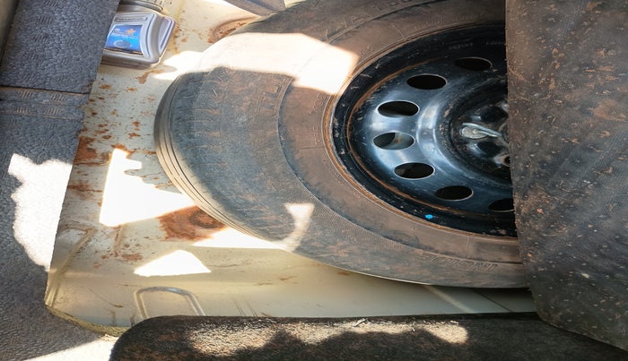 2011 Maruti SX4 VDI, Diesel, Manual, 1,08,871 km, tyre