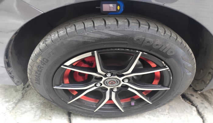 2019 Hyundai Grand i10 SPORTZ 1.2 KAPPA VTVT, Petrol, Manual, 51,291 km, tyre