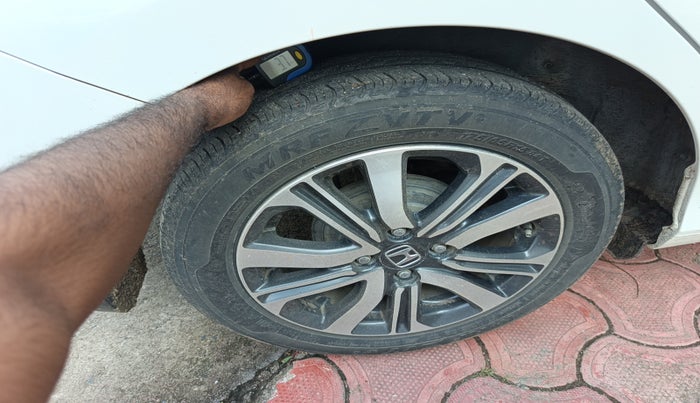 2022 Honda Amaze 1.2L I-VTEC VX CVT, Petrol, Automatic, 56,110 km, tyre
