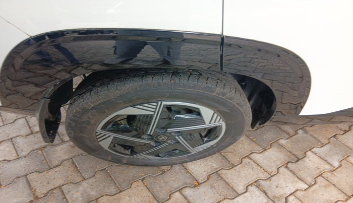2025 Tata Curvv Pure Plus S 1.5 Diesel 7DCA, Diesel, Automatic, 4,778 km, tyre