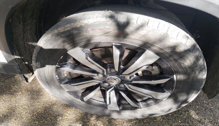 2019 MG HECTOR SHARP 2.0 DIESEL, Diesel, Manual, 93,500 km, tyre