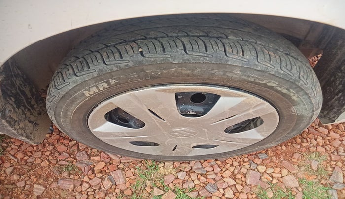 2017 Maruti Wagon R 1.0 VXI OPT, Petrol, Manual, 45,104 km, tyre