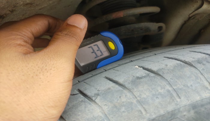 2020 KIA SELTOS HTE 1.5 DIESEL, Diesel, Manual, 1,18,425 km, tyre