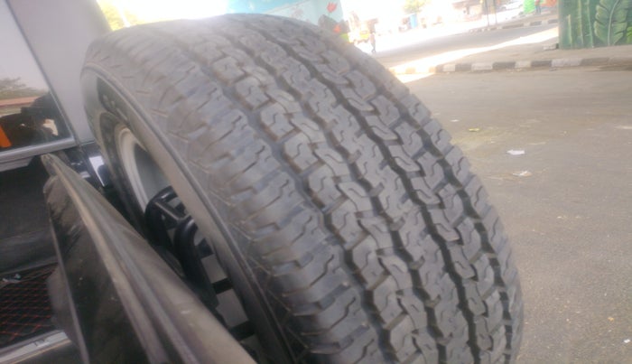 2022 Mahindra Thar LX HT PETROL 4WD MT, Petrol, Manual, 41,774 km, tyre