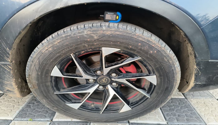 2022 Maruti S Cross ALPHA 1.5, Petrol, Manual, 62,103 km, tyre