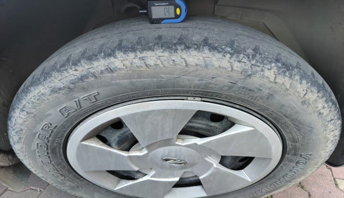 2014 Mahindra XUV500 W6, Diesel, Manual, 1,54,576 km, tyre