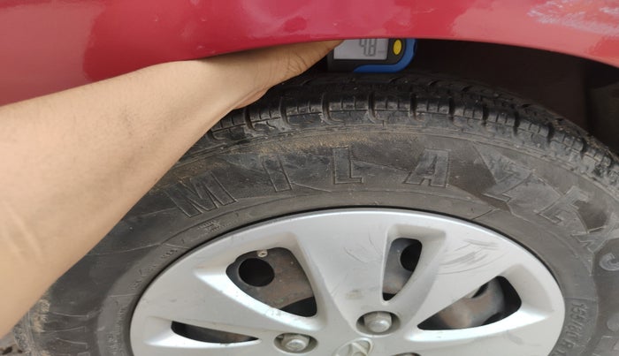 2011 Hyundai i10 MAGNA 1.1, Petrol, Manual, 1,05,115 km, tyre