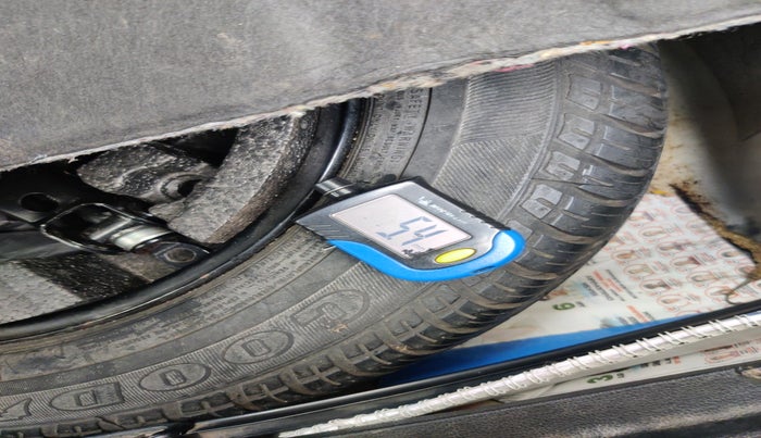 2016 Skoda Superb STYLE 1.8 TSI AT, Petrol, Automatic, 54,009 km, tyre