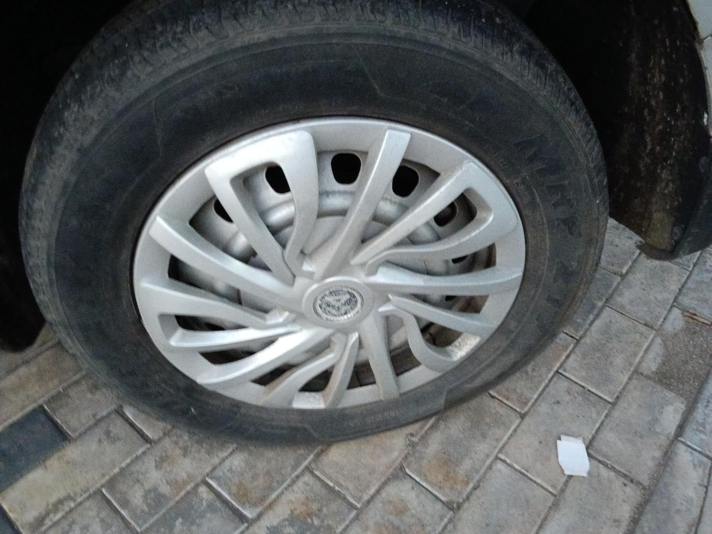 2019 Mahindra MARAZZO M2 8 STR, Diesel, Manual, 1,55,212 km, tyre