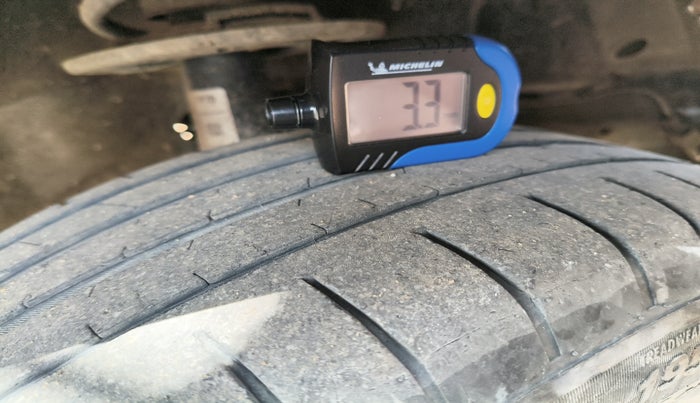 2018 Maruti Baleno ALPHA DIESEL 1.3, Diesel, Manual, 97,031 km, tyre