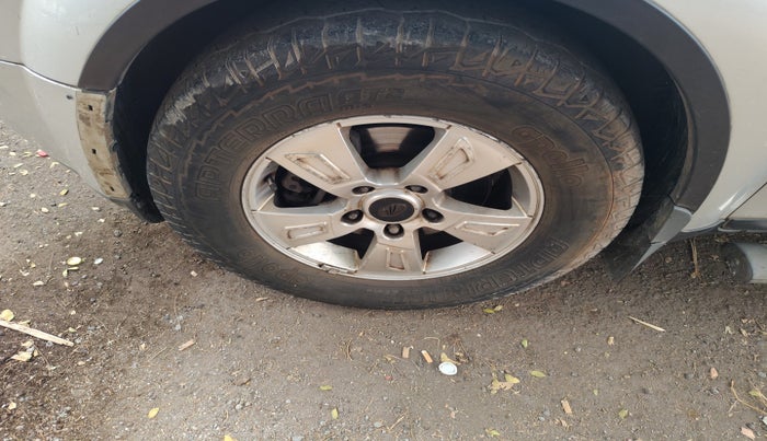 2012 Mahindra XUV500 W8, Diesel, Manual, 49,698 km, tyre
