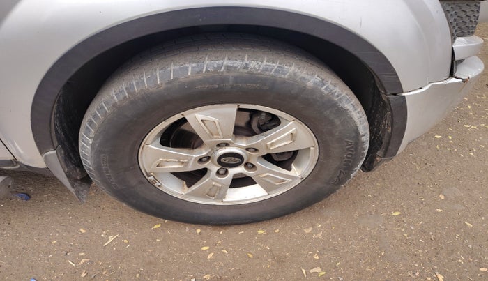 2012 Mahindra XUV500 W8, Diesel, Manual, 49,698 km, tyre