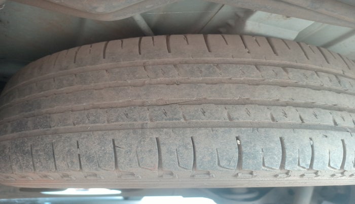 2020 Mahindra MARAZZO M2 8 STR, Diesel, Manual, 1,30,492 km, tyre