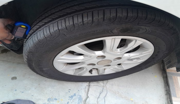 2018 Tata Tiago XZ PETROL, Petrol, Manual, 43,342 km, tyre