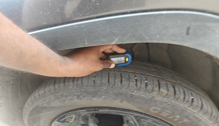2022 Tata PUNCH ACCOMPLISHED MT, Petrol, Manual, 37,739 km, tyre