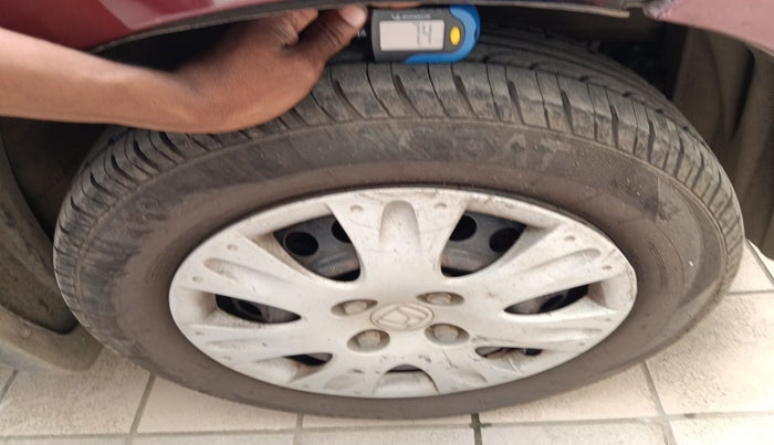 2013 Honda Amaze 1.2L I-VTEC S, Petrol, Manual, 94,421 km, tyre