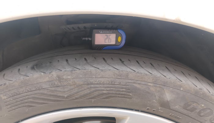 2016 Skoda Rapid 1.5 TDI CR STYLE PLUS AT, Diesel, Automatic, 1,84,597 km, tyre