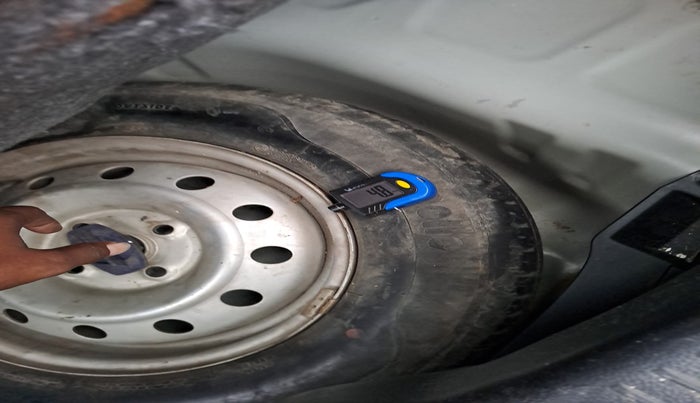 2019 Maruti Swift LXI, Petrol, Manual, 25,000 km, tyre