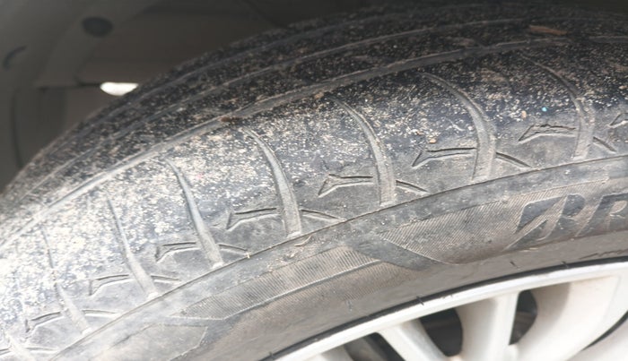 2021 Maruti Ertiga VXI CNG, Petrol, Manual, 1,33,157 km, tyre