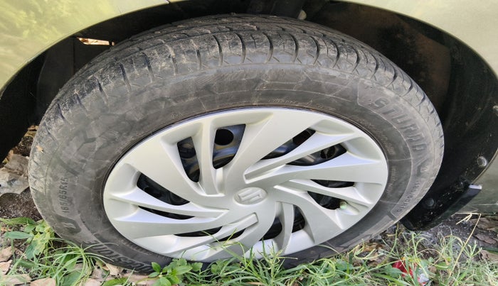 2021 Maruti Ertiga VXI SHVS, Petrol, Manual, 1,18,832 km, tyre