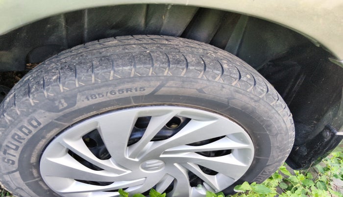 2021 Maruti Ertiga VXI SHVS, Petrol, Manual, 1,18,832 km, tyre