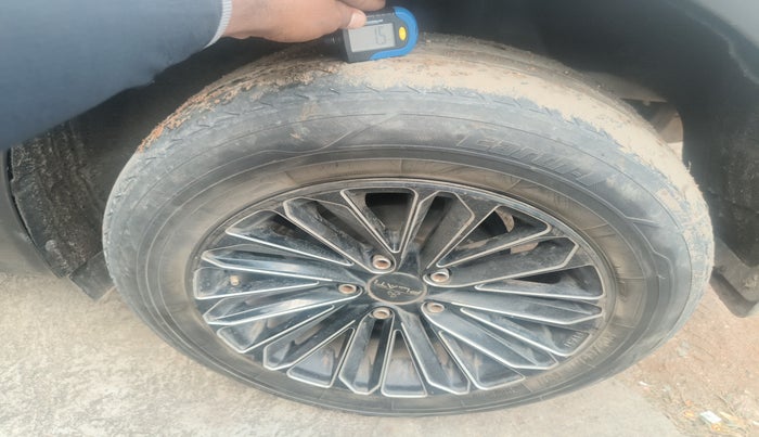2019 Hyundai Creta E PLUS 1.4 DIESEL, Diesel, Manual, 1,57,859 km, tyre