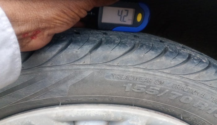 2013 Hyundai Santro Xing GL, Petrol, Manual, 1,51,511 km, tyre