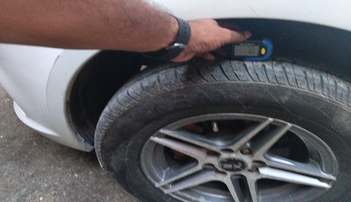 2012 Maruti Swift Dzire VXI, Petrol, Manual, 95,139 km, tyre