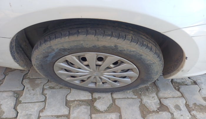 2018 Maruti Swift Dzire TOUR S-CNG, Petrol, Manual, 1,16,502 km, tyre