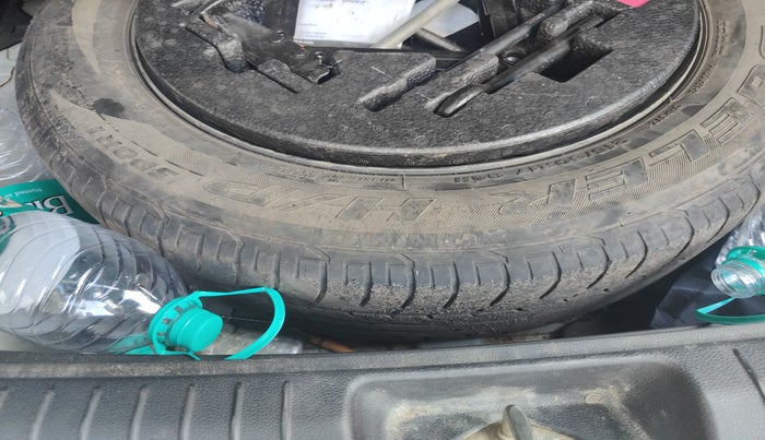 2018 Hyundai Creta SX AT 1.6 DIESEL, Diesel, Automatic, 1,12,000 km, tyre